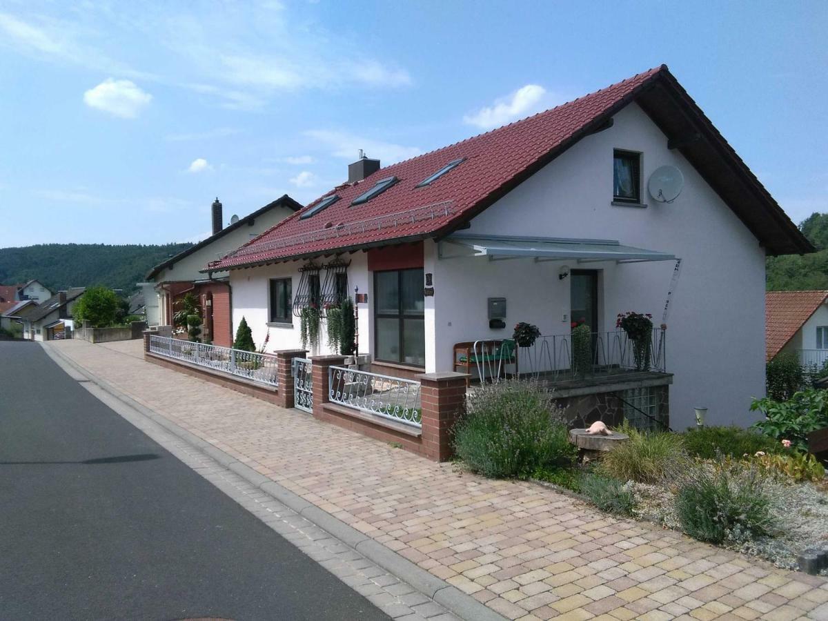 Gaestehaus Natterer _ Ferienwohnun Momlingen Exterior foto